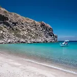 Villa My Old Stone House In A 2 000 Sqm Private Garden With Fab Glamping Tent Mandraki (Nisyros)