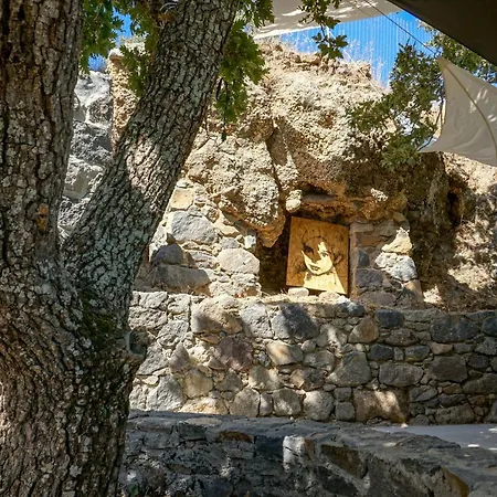 My Old Stone House In A 2 000 Sqm Private Garden With Fab Glamping Tent Vila *