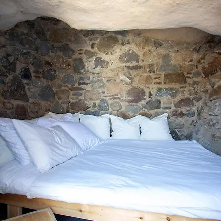 Vila My Old Stone House In A 2 000 Sqm Private Garden With Fab Glamping Tent *
