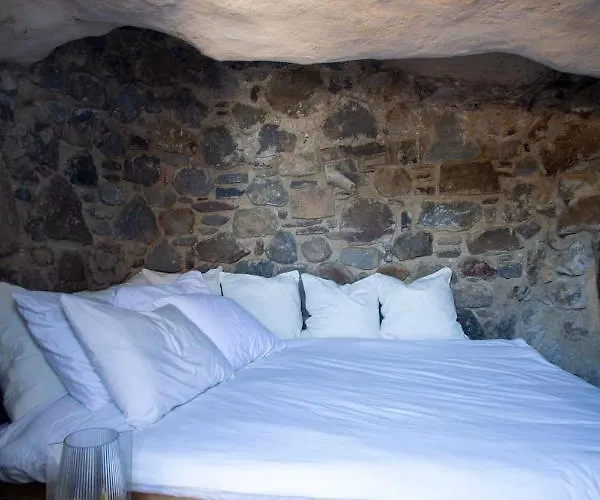 My Old Stone House In A 2 000 Sqm Private Garden With Fab Glamping Tent * Mandrákion